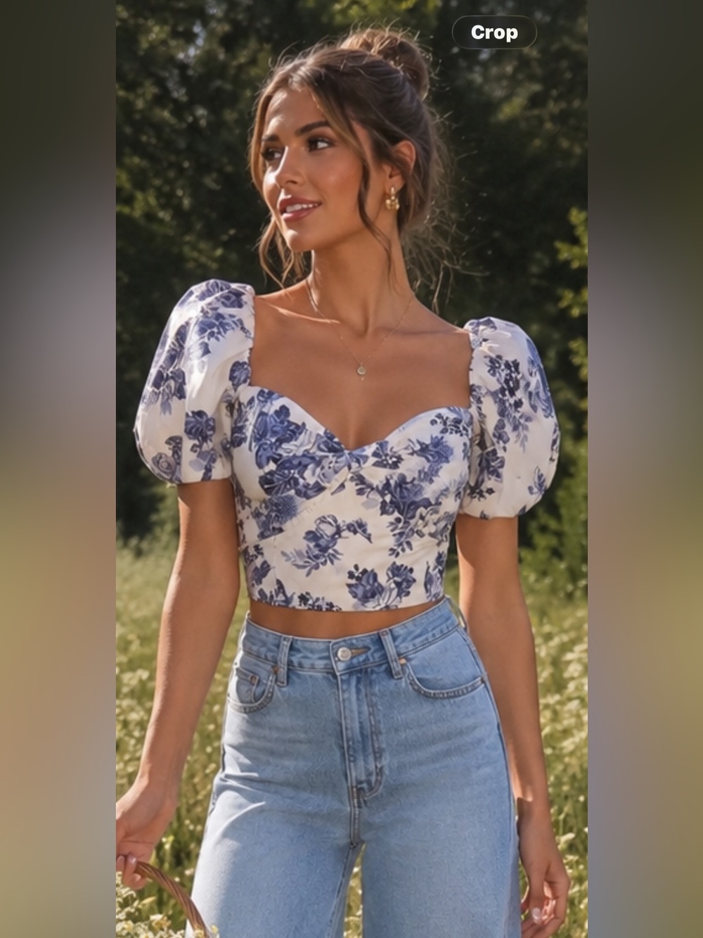 Abercrombie & Fitch Blue and White Floral Puff-Sleeve Sweetheart Crop Top